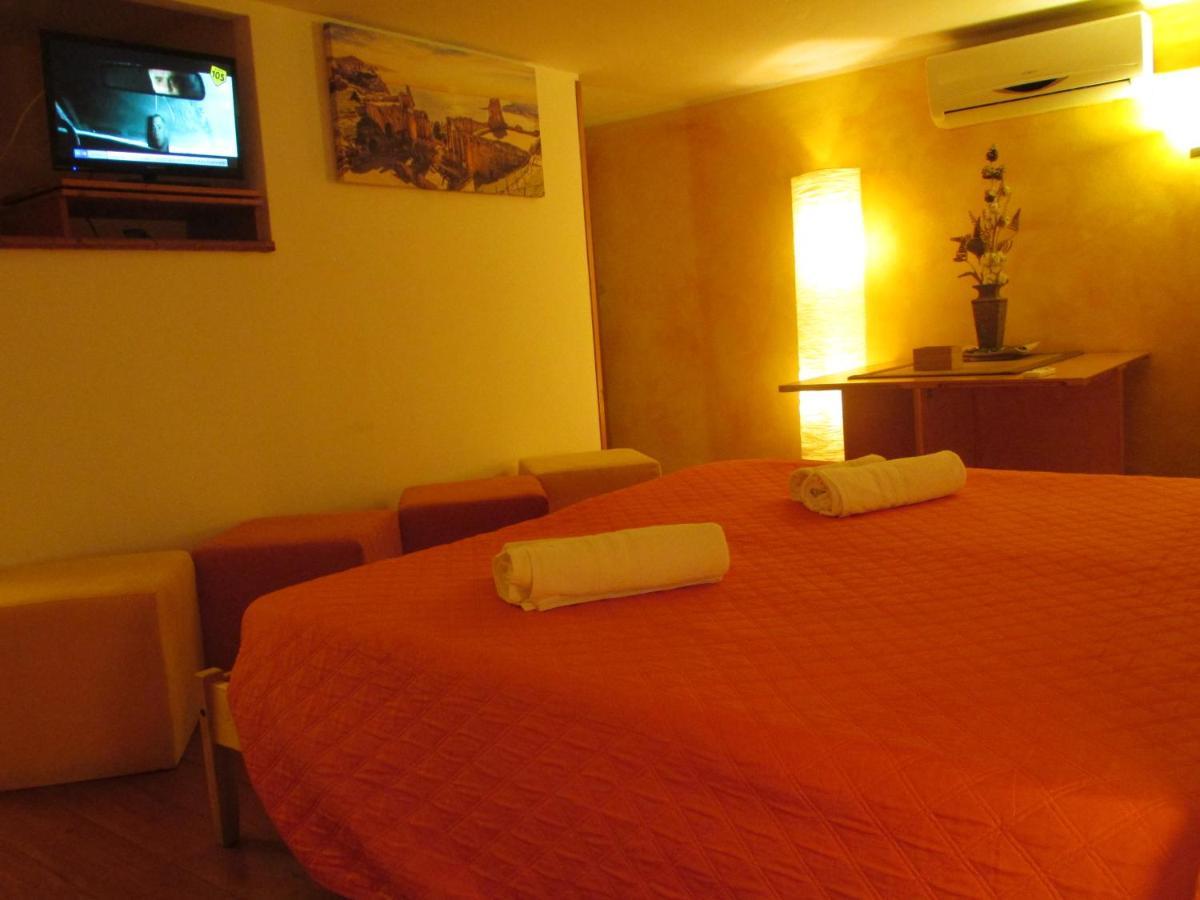 Casa Etna-Mare Apartment Санта Венерина Екстериор снимка