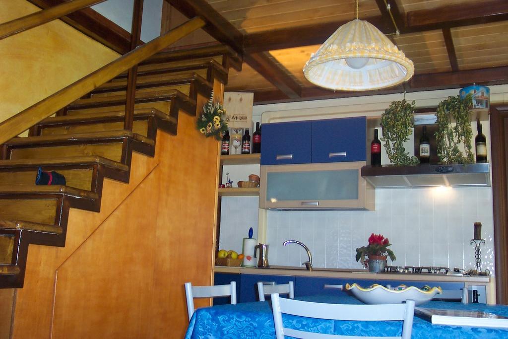 Casa Etna-Mare Apartment Санта Венерина Стая снимка